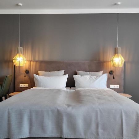 Landhotel Rittmeister & Kraeuter-Spa Adults Only Rostock Esterno foto