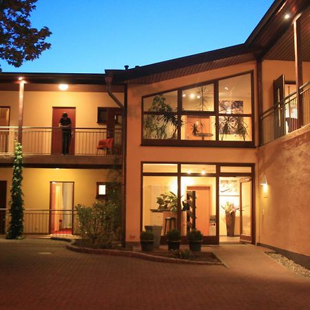 Landhotel Rittmeister & Kraeuter-Spa Adults Only Rostock Esterno foto