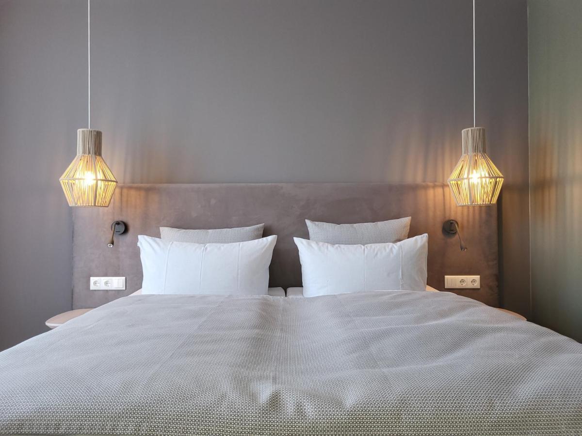 Landhotel Rittmeister & Kraeuter-Spa Adults Only Rostock Esterno foto