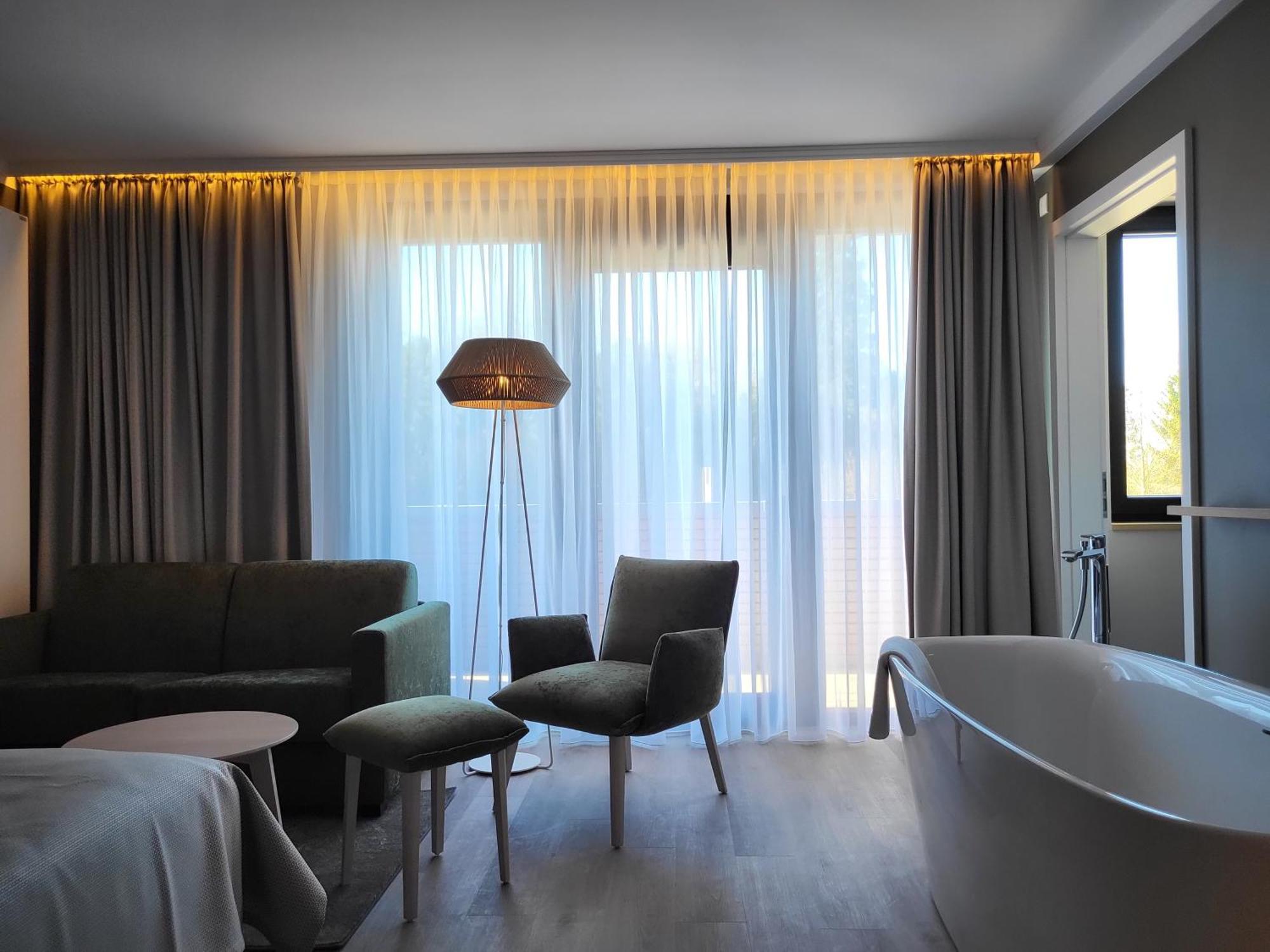 Landhotel Rittmeister & Kraeuter-Spa Adults Only Rostock Esterno foto